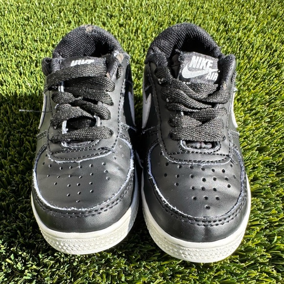 Nike Air Force 1 Toddler Size 7.5 - Picture 2 of 8